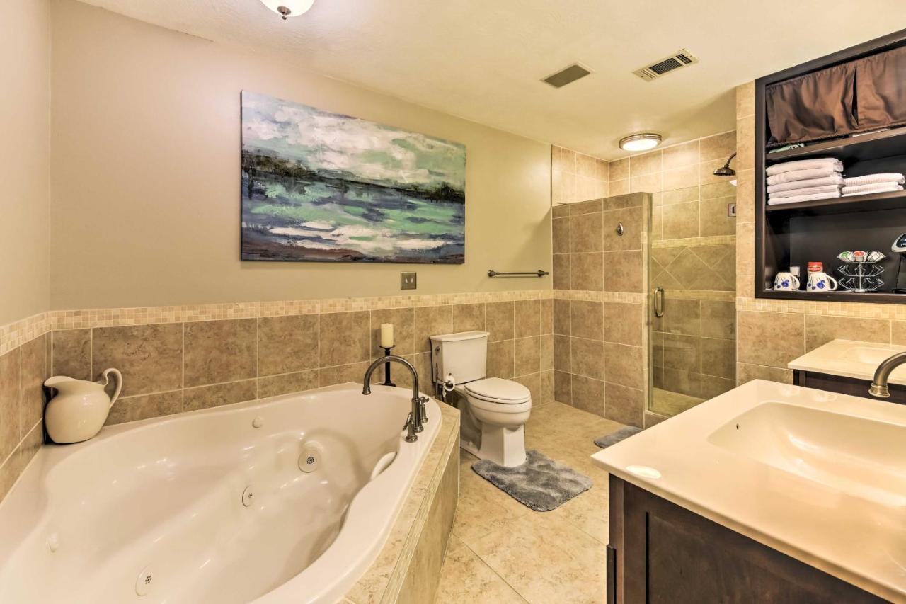 Quiet Lake Conroe Townhome With 2 Boat Slips! Willis Екстер'єр фото
